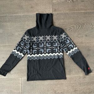 Perfect Moment Patterned  Turtleneck Sweater Medium
